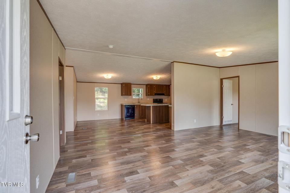 Photo #4: 1184 Myrtle Drive