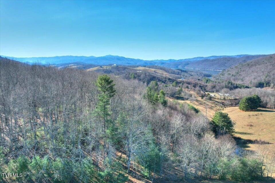 Photo #28: 1184 Myrtle Drive