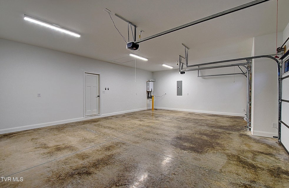 Photo #33: 1196 Hawley Road