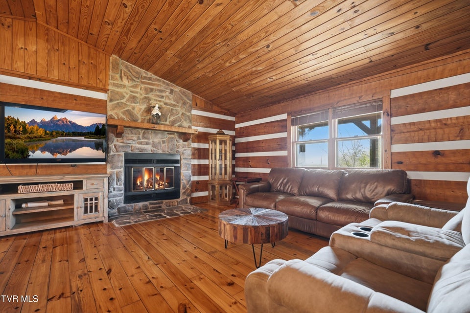 Photo #9: 224 Sugar Hollow Trail