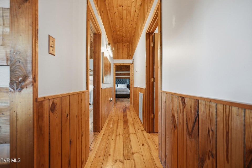 Photo #17: 224 Sugar Hollow Trail