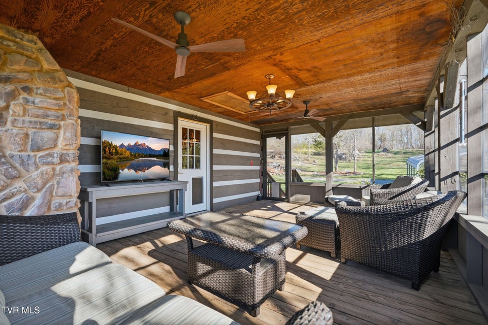 Photo #33: 224 Sugar Hollow Trail