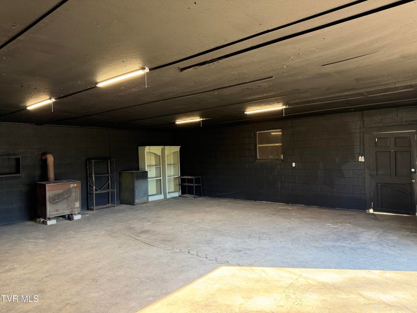 Photo #32: 1173 Camp Creek Road