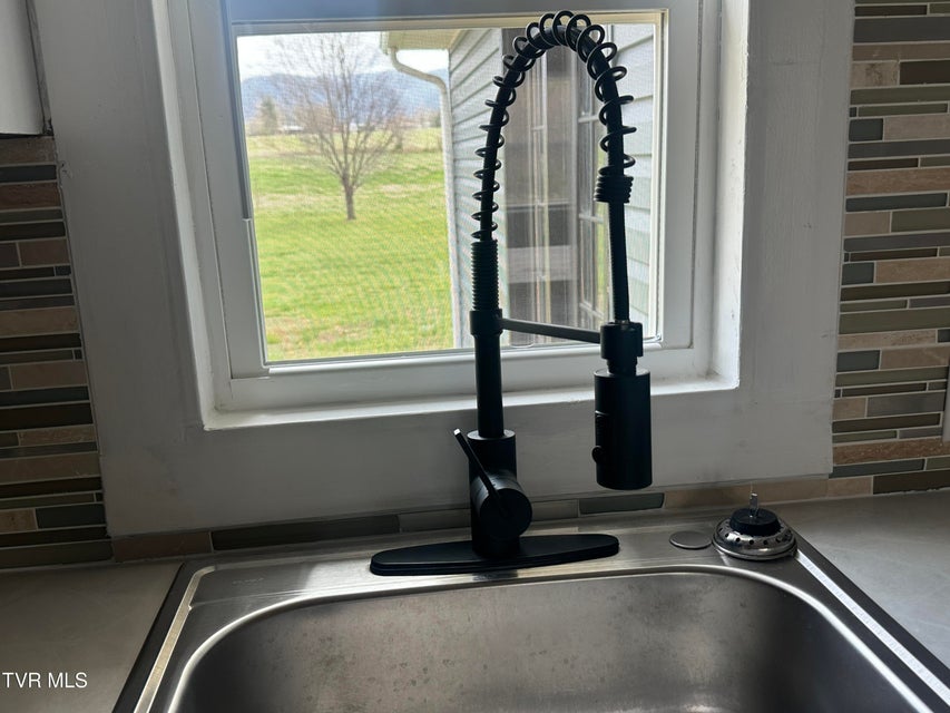 Photo #6: 1173 Camp Creek Road