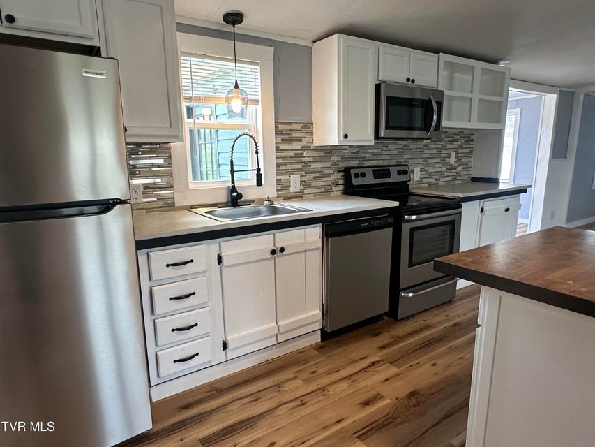 Photo #4: 1173 Camp Creek Road