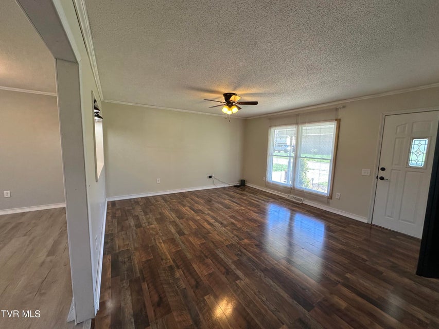 Photo #6: 106 Buffalo Court