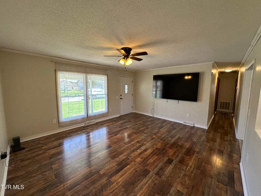 Photo #7: 106 Buffalo Court