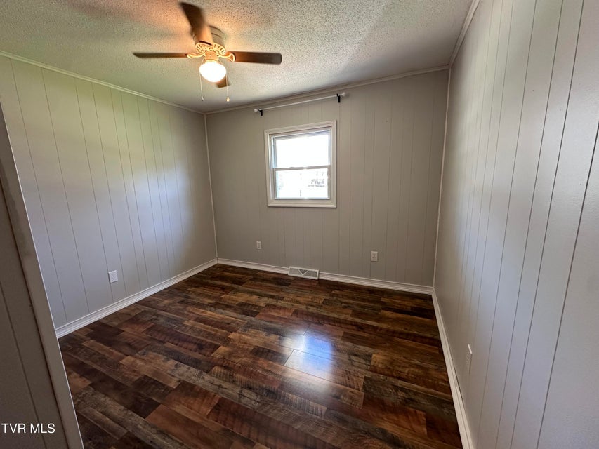 Photo #14: 106 Buffalo Court