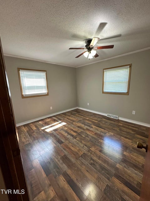 Photo #18: 106 Buffalo Court