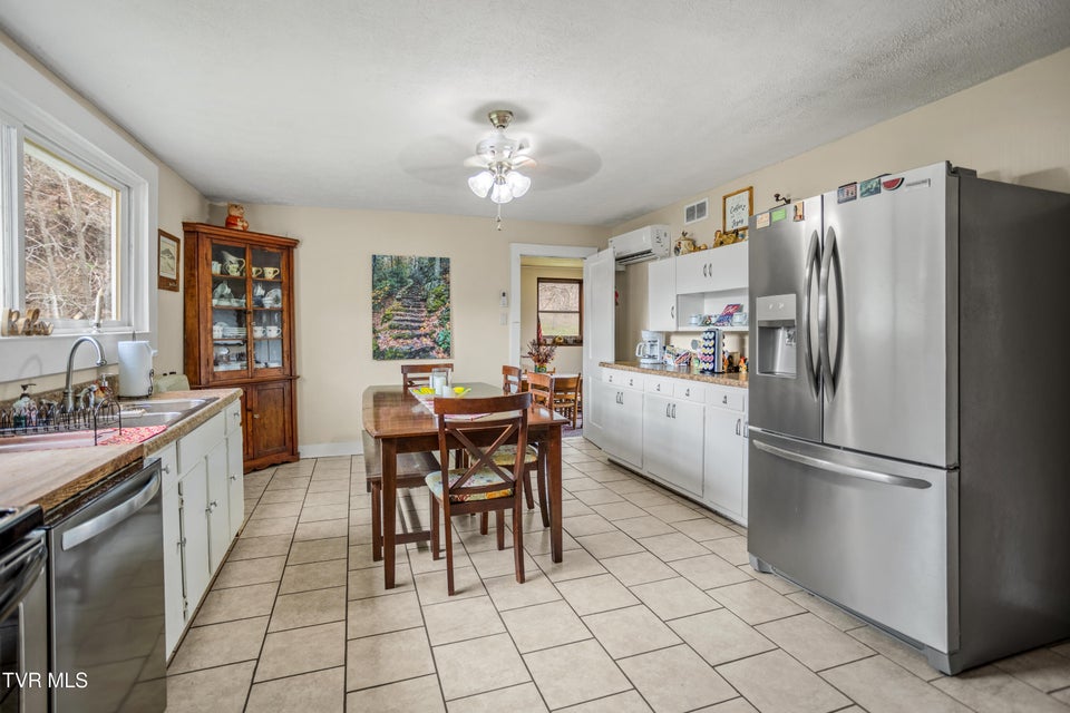 Photo #31: 21786 Monroe Road