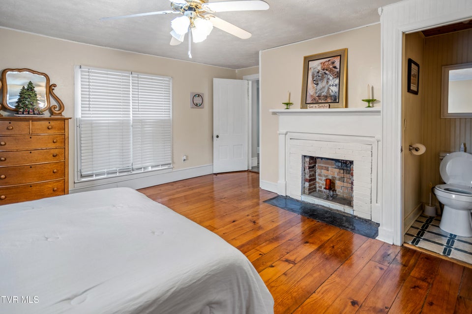 Photo #45: 21786 Monroe Road