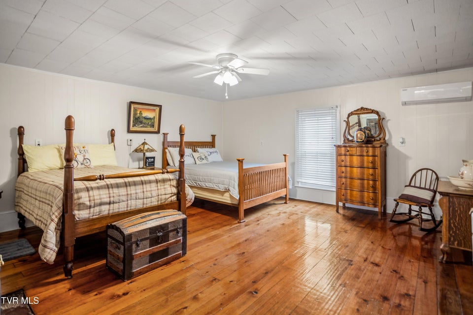 Photo #46: 21786 Monroe Road