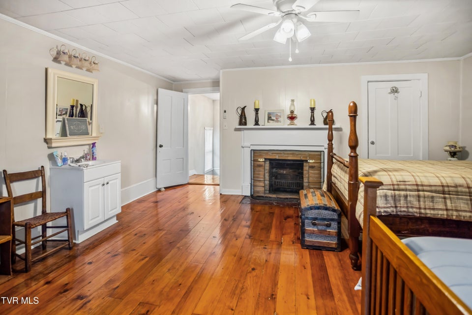 Photo #47: 21786 Monroe Road