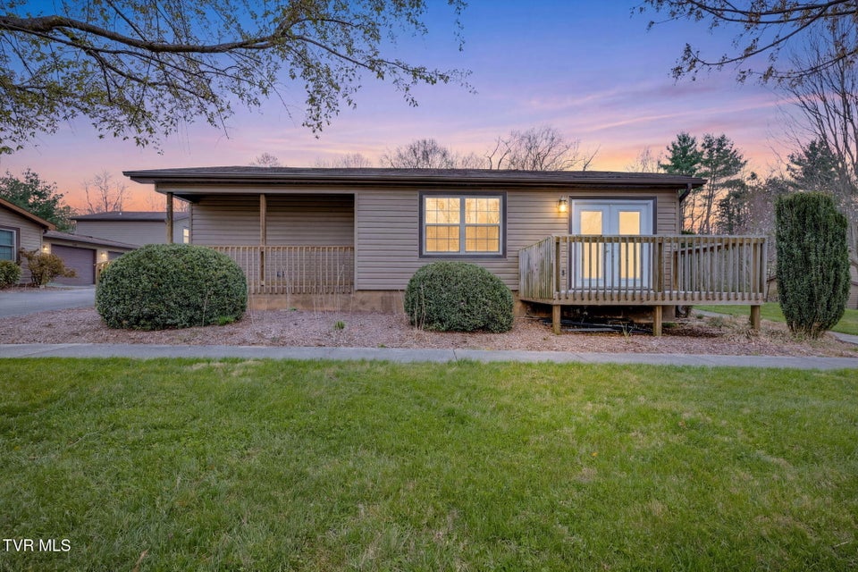 Photo #2: 508 Pilgrim Court