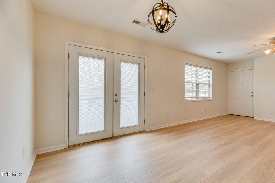 Photo #10: 508 Pilgrim Court