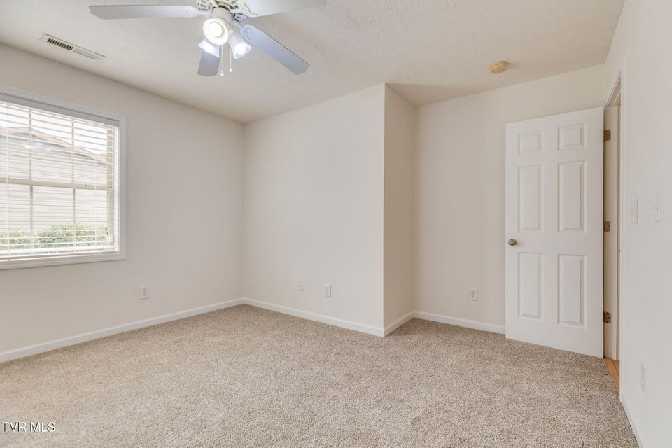 Photo #20: 508 Pilgrim Court