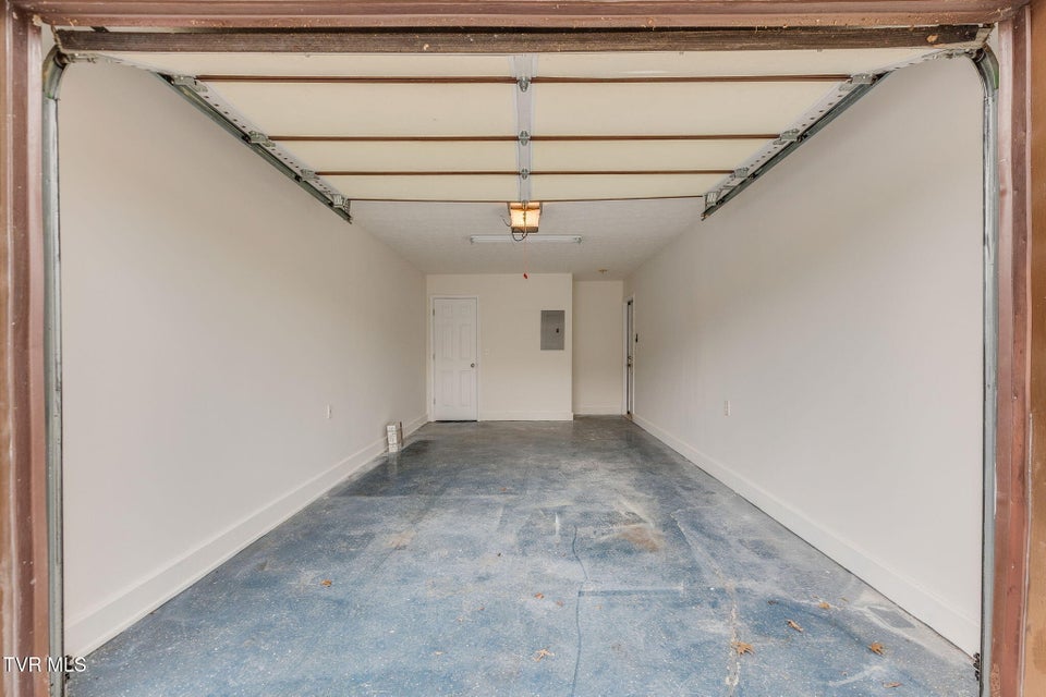 Photo #26: 508 Pilgrim Court