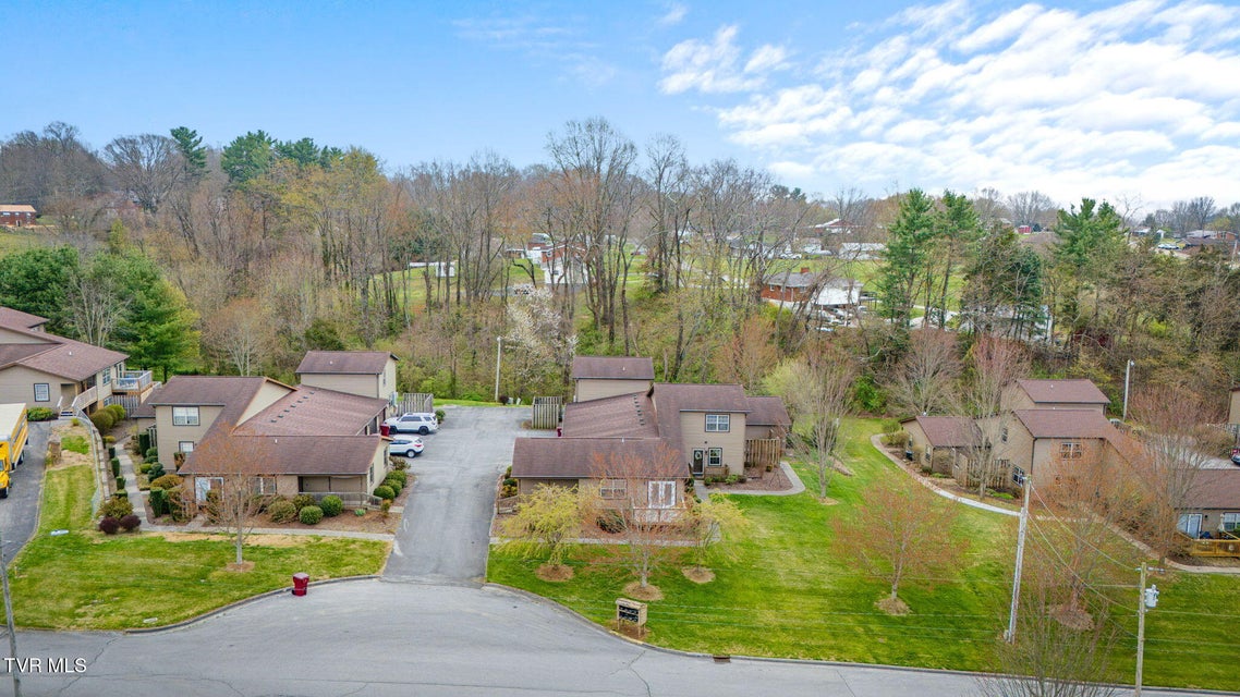 Photo #28: 508 Pilgrim Court