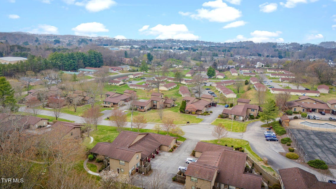 Photo #30: 508 Pilgrim Court