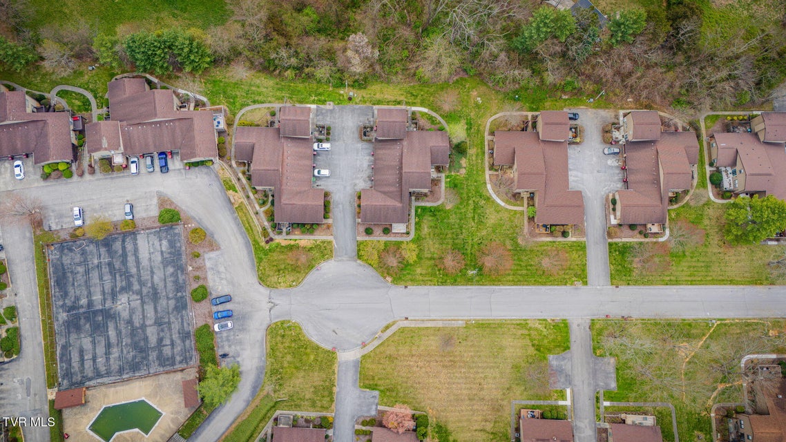 Photo #31: 508 Pilgrim Court