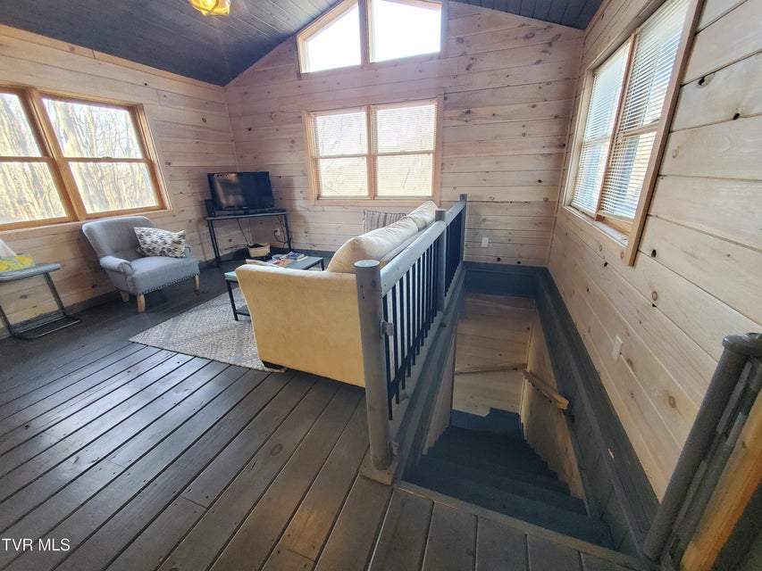 Photo #20: 108 Roan View Road