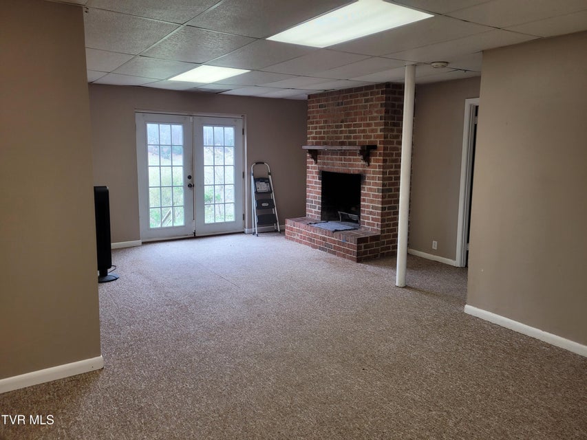 Photo #25: 428 Merman Road