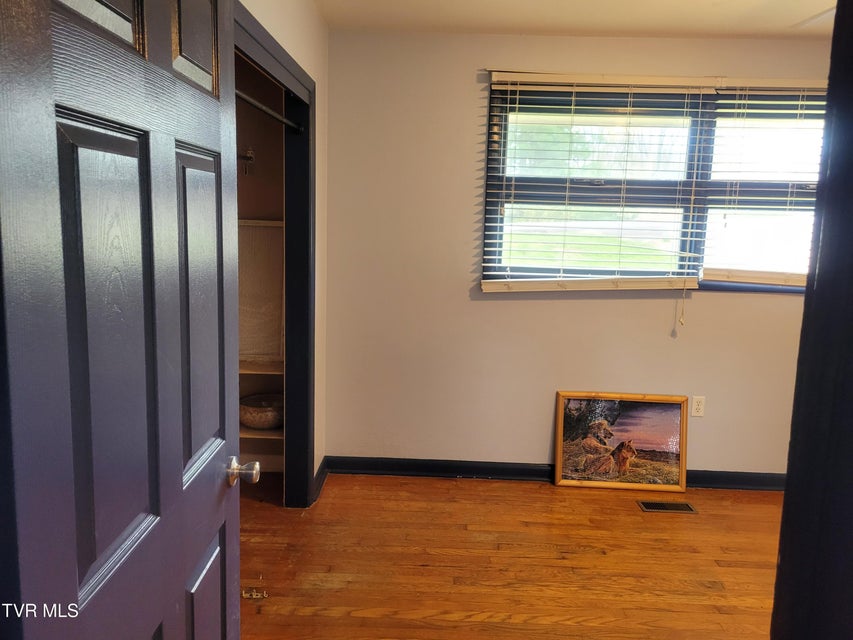 Photo #15: 428 Merman Road