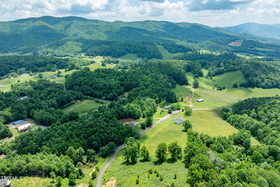 Photo #19: Tdb Ridgeview Drive