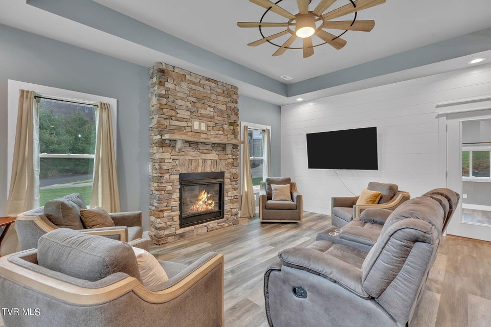 Photo #5: 283 Old Island Trail