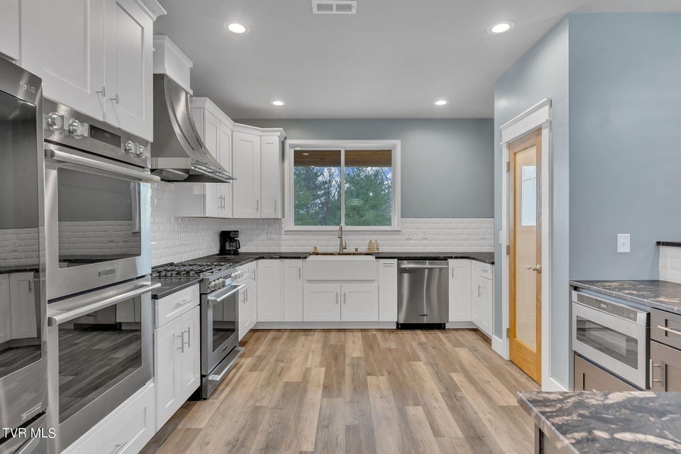 Photo #8: 283 Old Island Trail