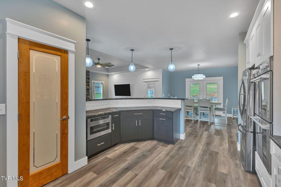 Photo #12: 283 Old Island Trail