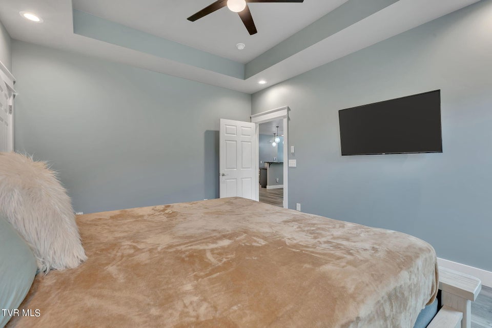 Photo #20: 283 Old Island Trail