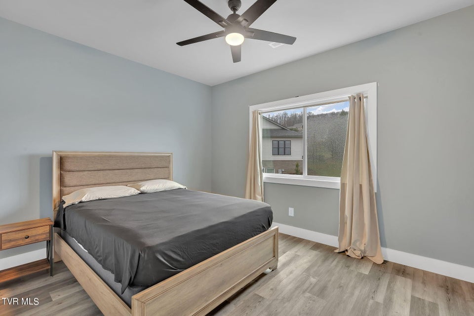 Photo #26: 283 Old Island Trail