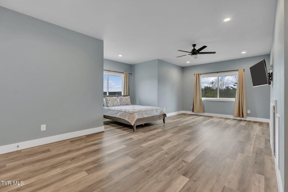 Photo #28: 283 Old Island Trail