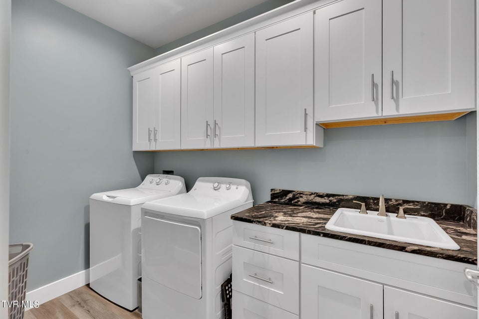 Photo #34: 283 Old Island Trail