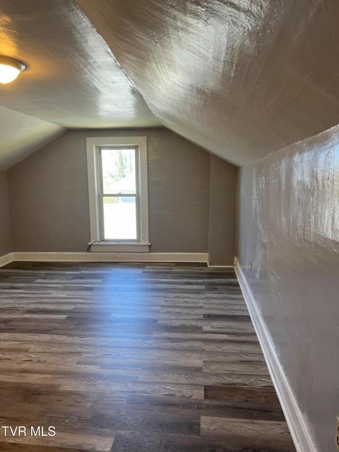 Photo #18: 615 Buckner Street