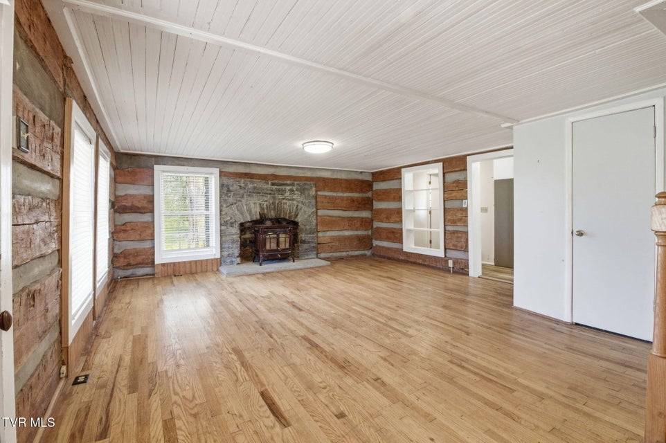 Photo #5: 18289 Repass Road