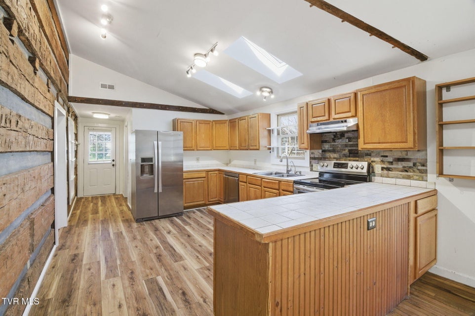 Photo #9: 18289 Repass Road