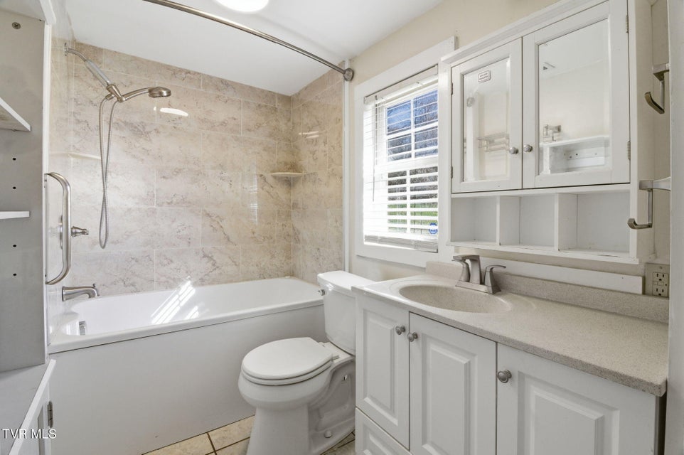 Photo #11: 18289 Repass Road