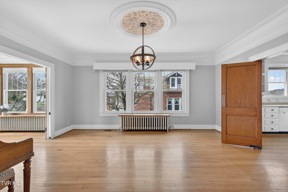 Photo #12: 415 Main Street