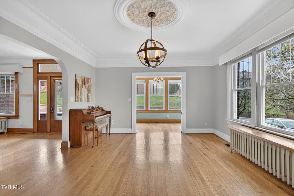 Photo #11: 415 Main Street