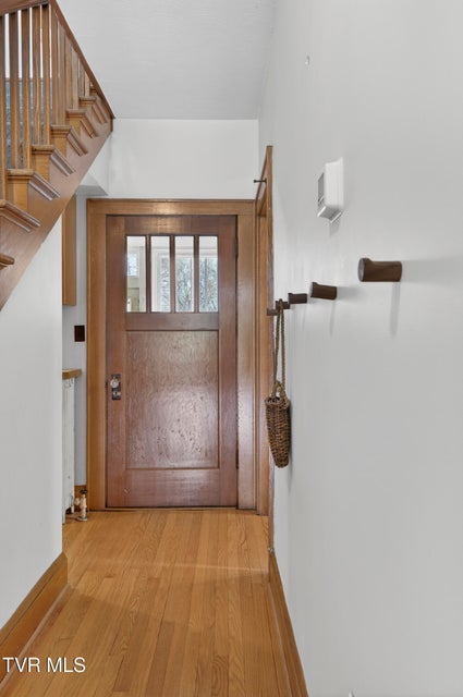 Photo #28: 415 Main Street