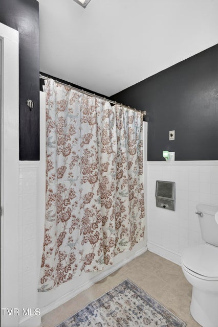 Photo #24: 415 Main Street