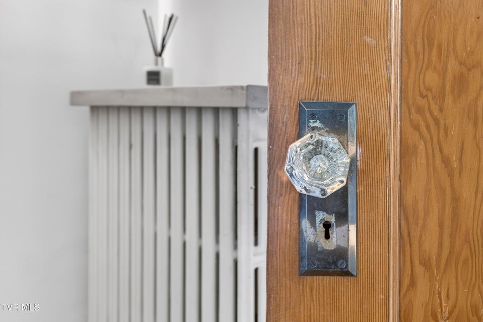 Photo #29: 415 Main Street