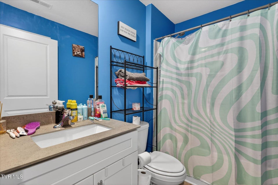 Photo #17: 1028 Saylors Place