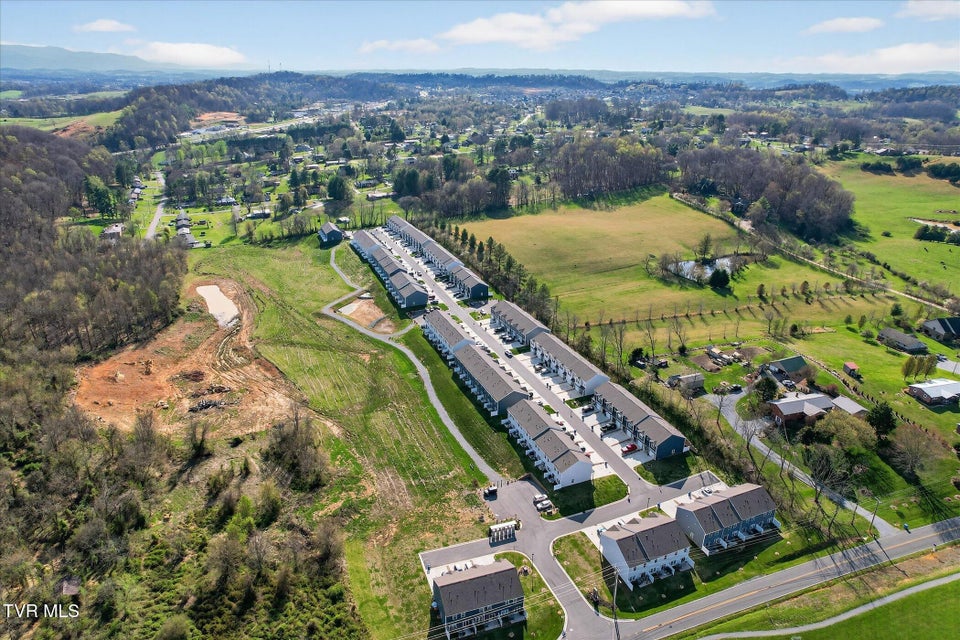 Photo #40: 1028 Saylors Place