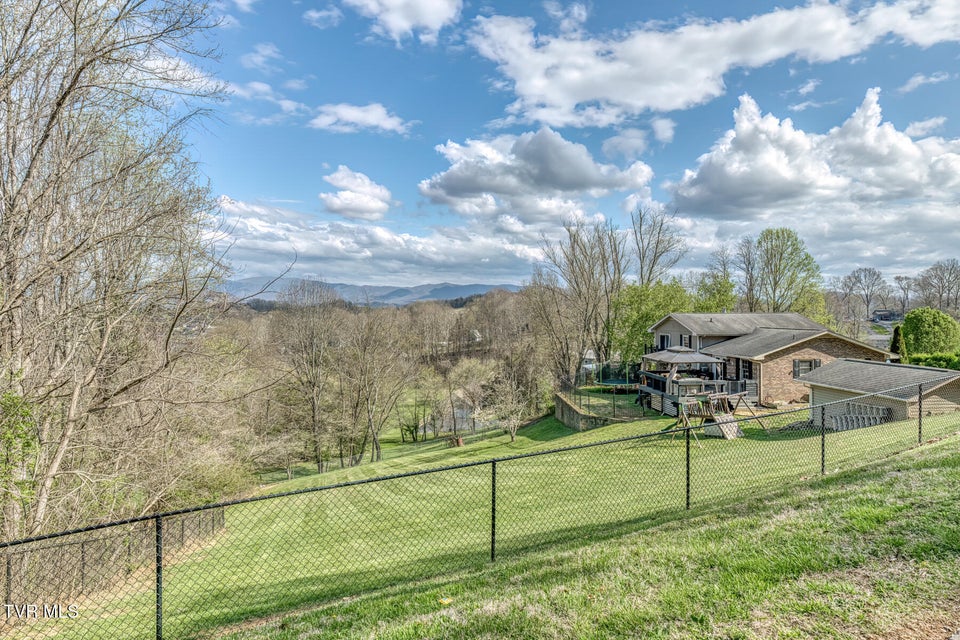 Photo #32: 307 Sawyer Circle