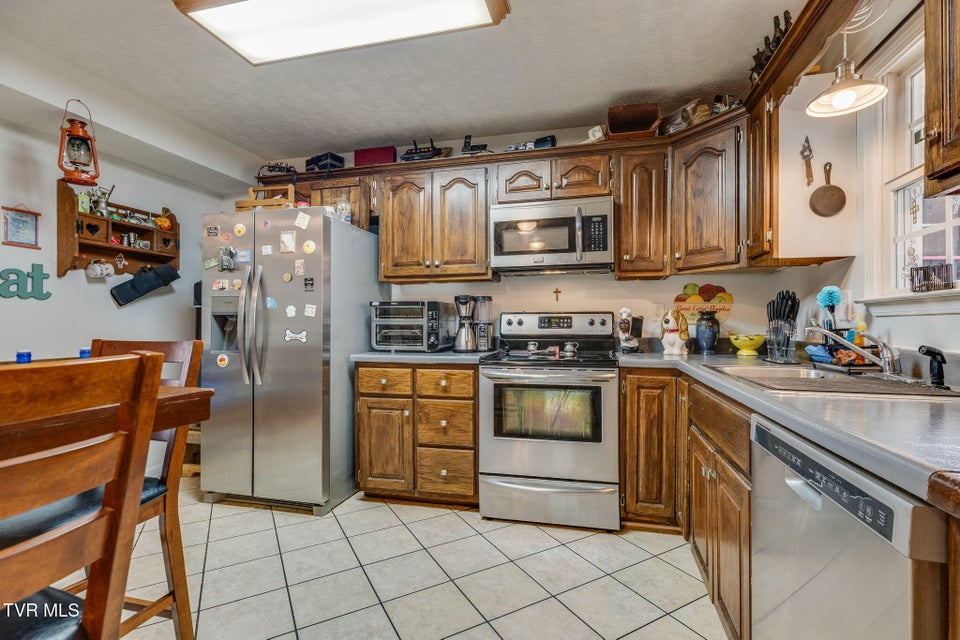 Photo #9: 1214 Independence Avenue