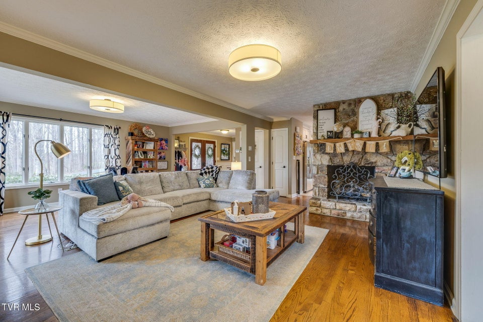 Photo #10: 2506 Beechwood Drive