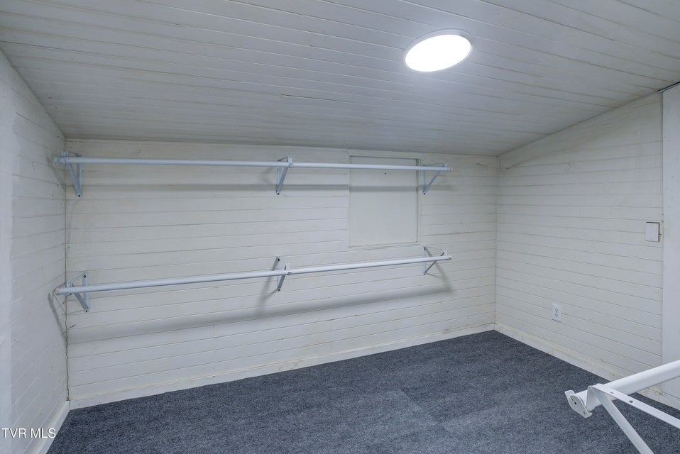 Photo #21: 701 Roan Street